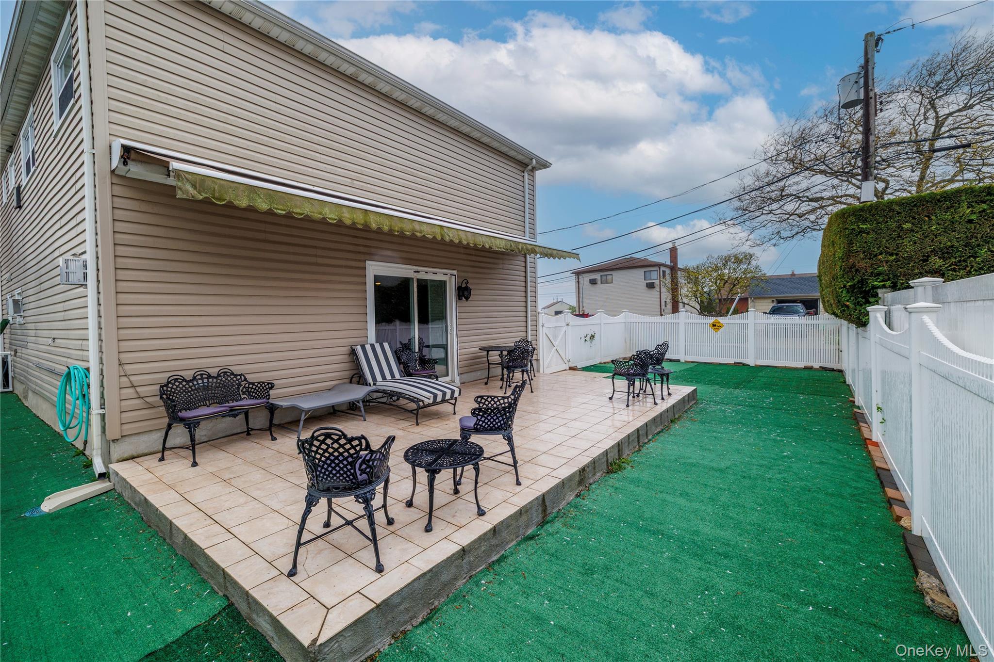 #20 photo, 68 Lincoln Avenue, Island Park , NY 11558