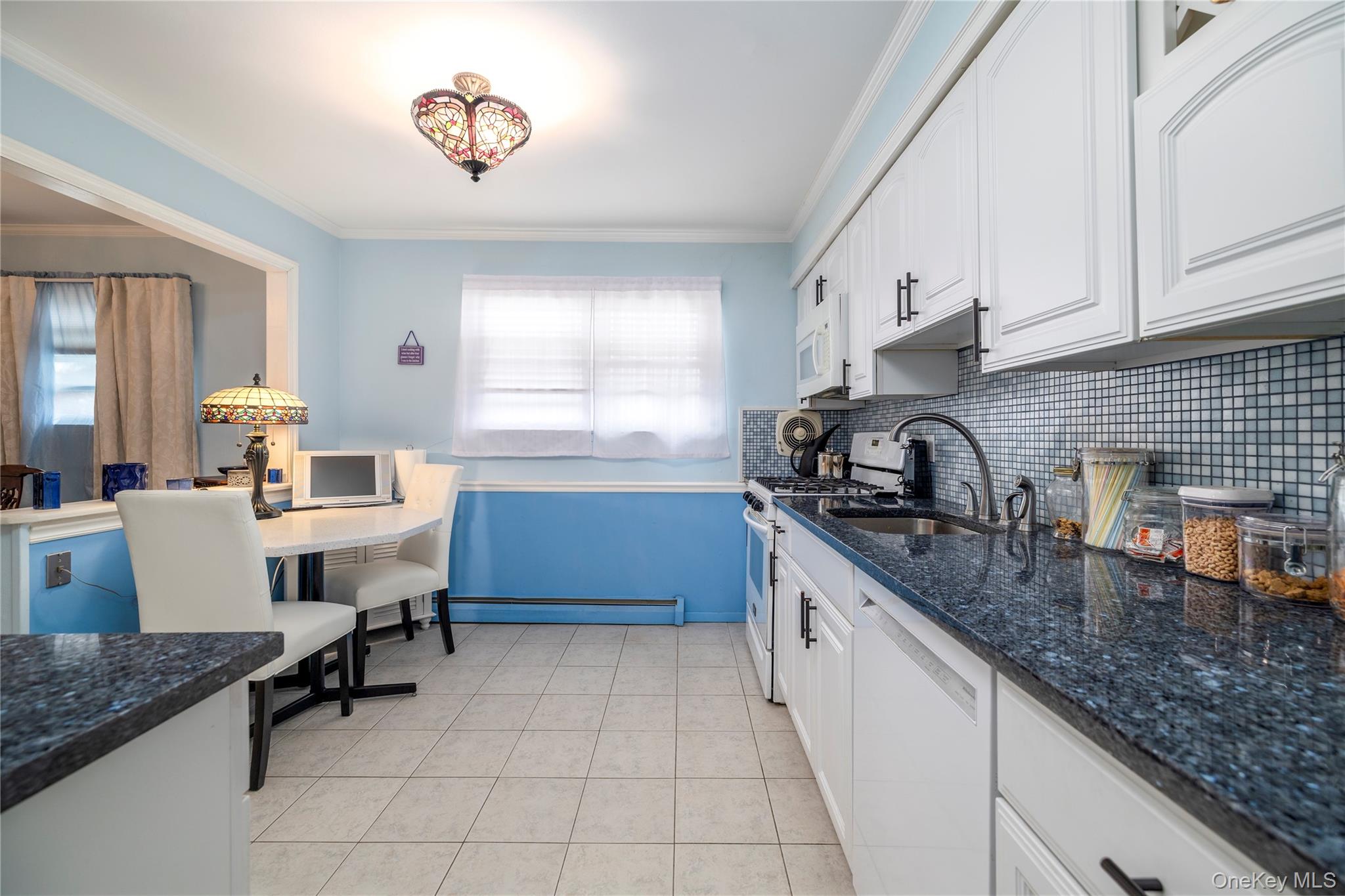 #5 photo, 68 Lincoln Avenue, Island Park , NY 11558