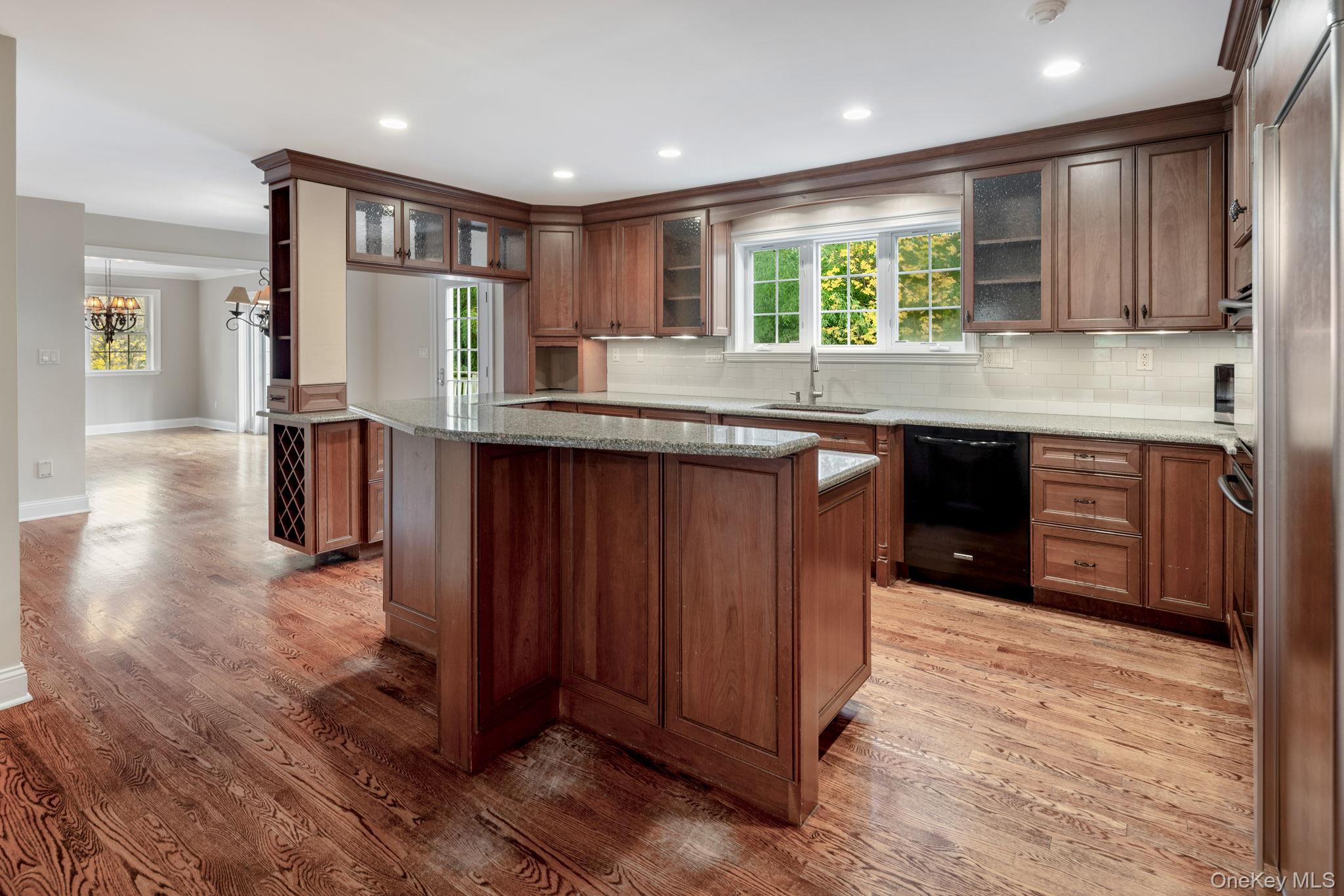 #14 photo, 345 Elm Road, Briarcliff Manor , NY 10510