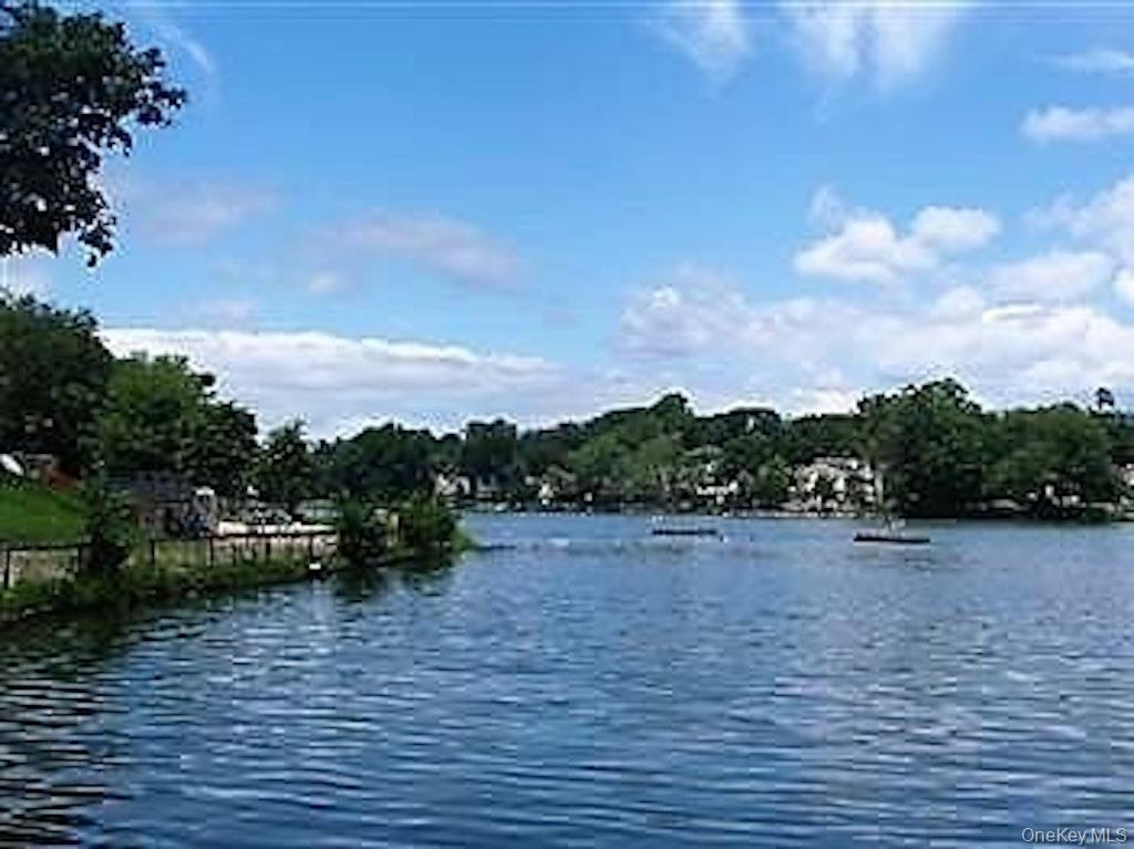 #14 photo, 19 Manchester Road, Eastchester , NY 10709