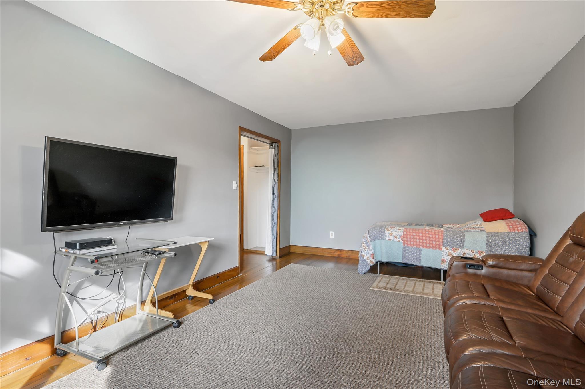 #5 photo, 19 Manchester Road, Eastchester , NY 10709