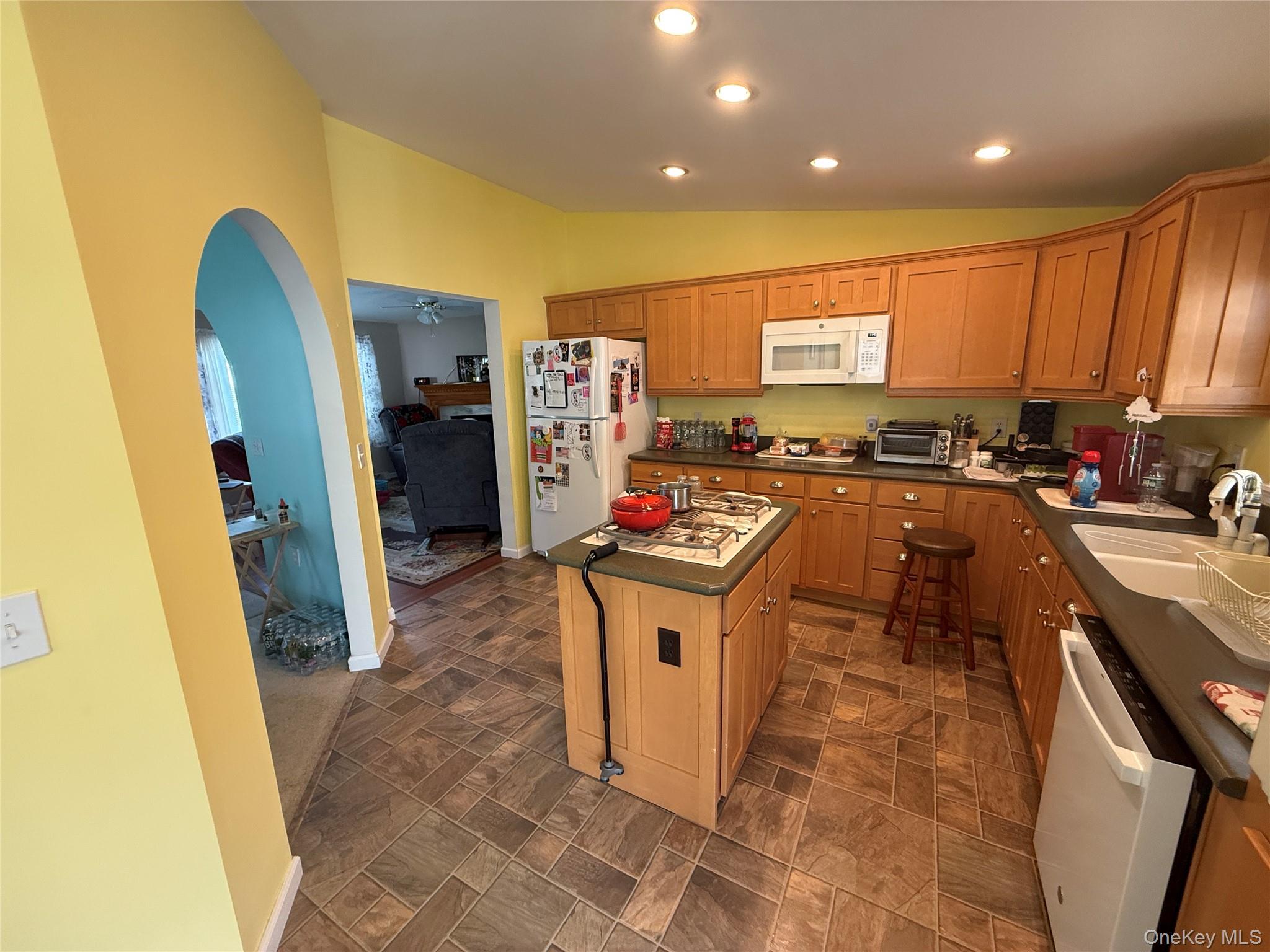 #11 photo, 312 Brittany Terrace, Rock Tavern , NY 12575