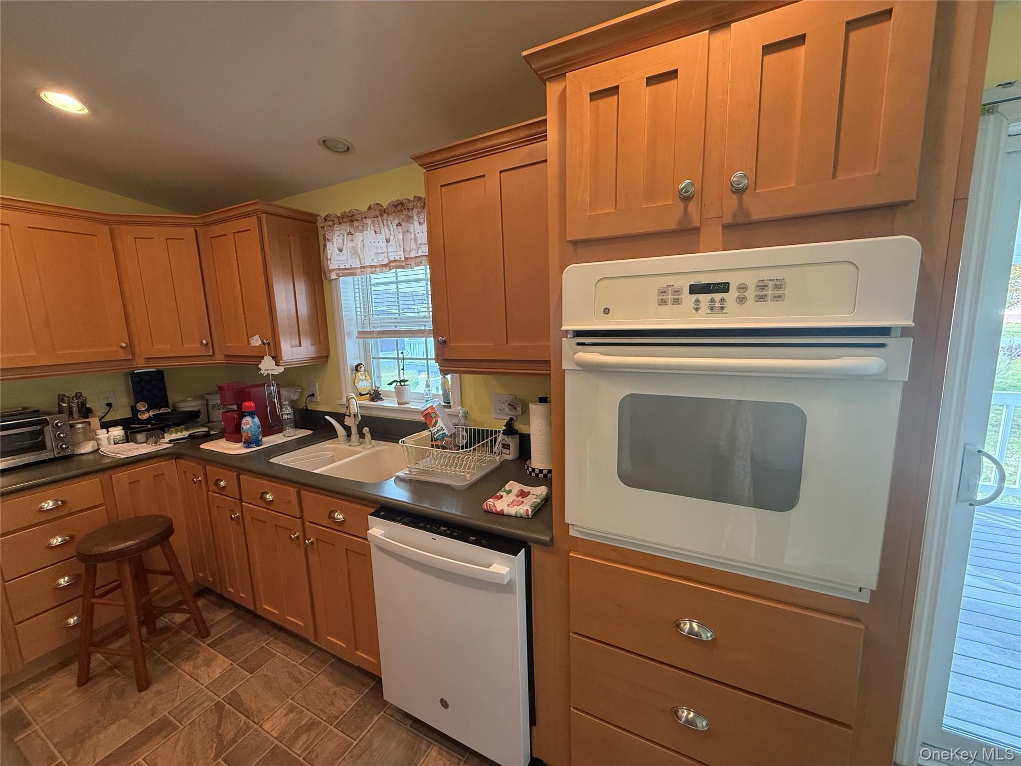 #18 photo, 312 Brittany Terrace, Rock Tavern , NY 12575