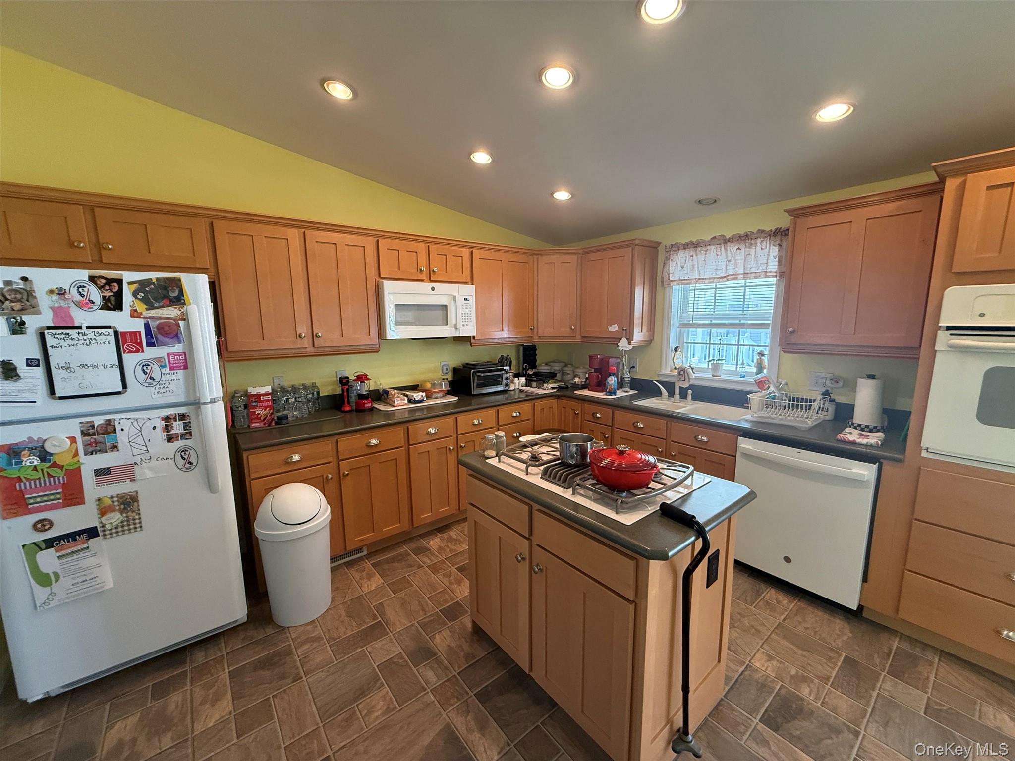 #9 photo, 312 Brittany Terrace, Rock Tavern , NY 12575