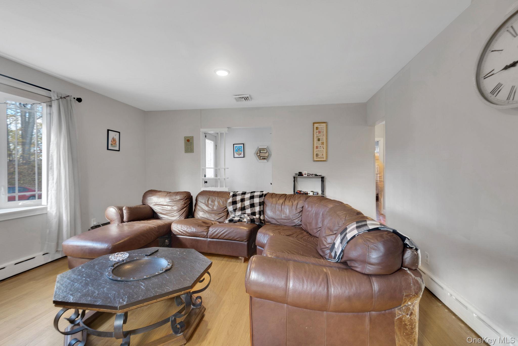 #14 photo, 11 Sunset Drive, New Windsor , NY 12553