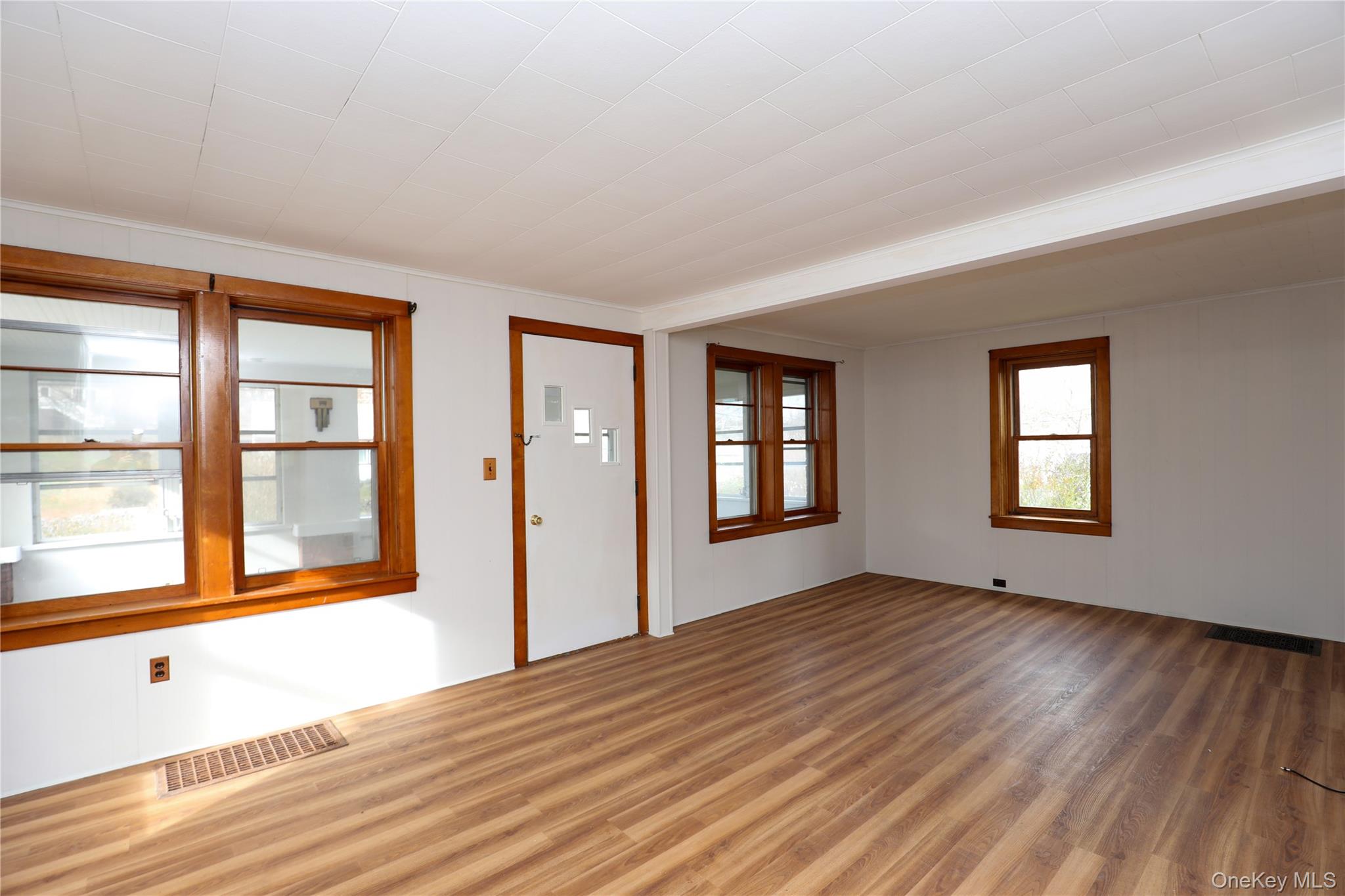 #13 photo, 30 Pettit Avenue, Kingston , NY 12401