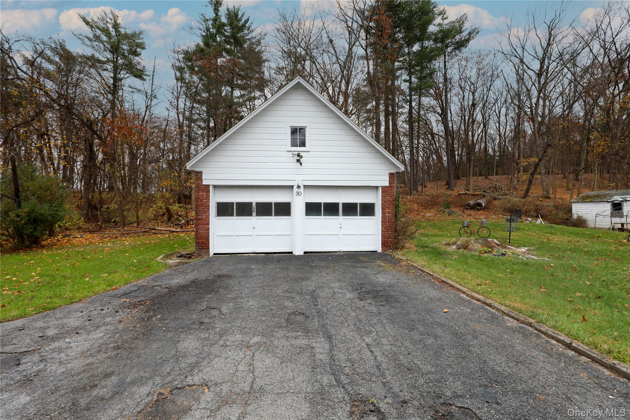 #4 photo, 30 Pettit Avenue, Kingston , NY 12401