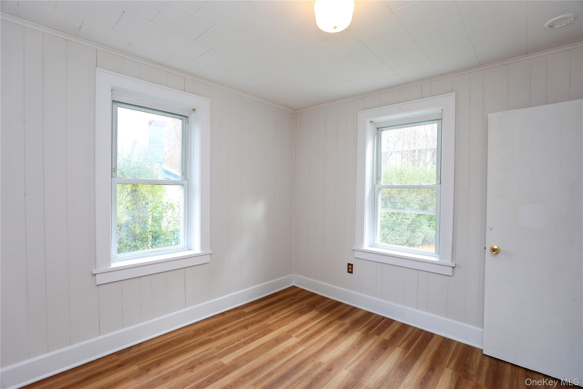 #8 photo, 30 Pettit Avenue, Kingston , NY 12401