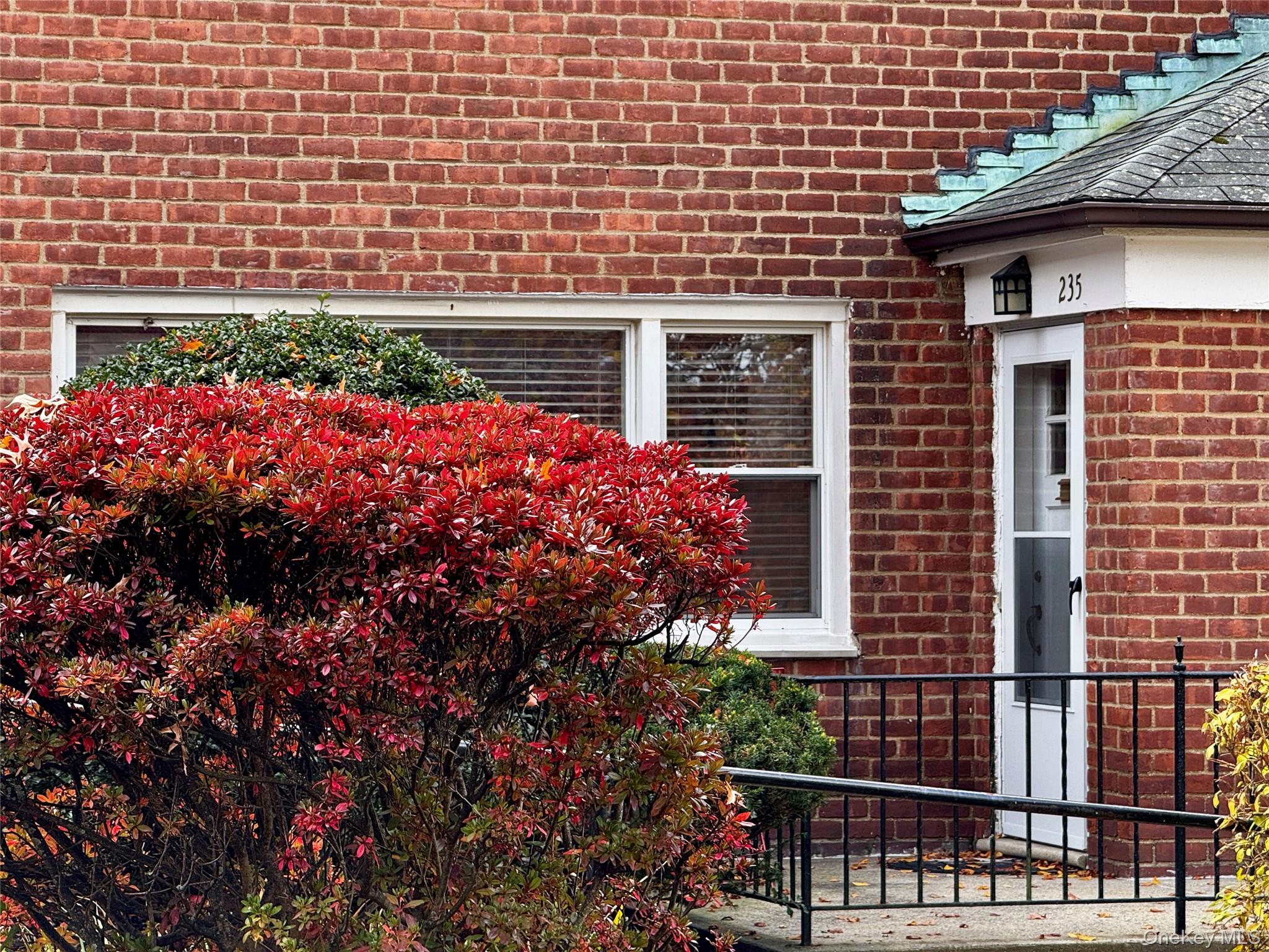 #2 photo, 235 S Buckhout Street, Irvington , NY 10533