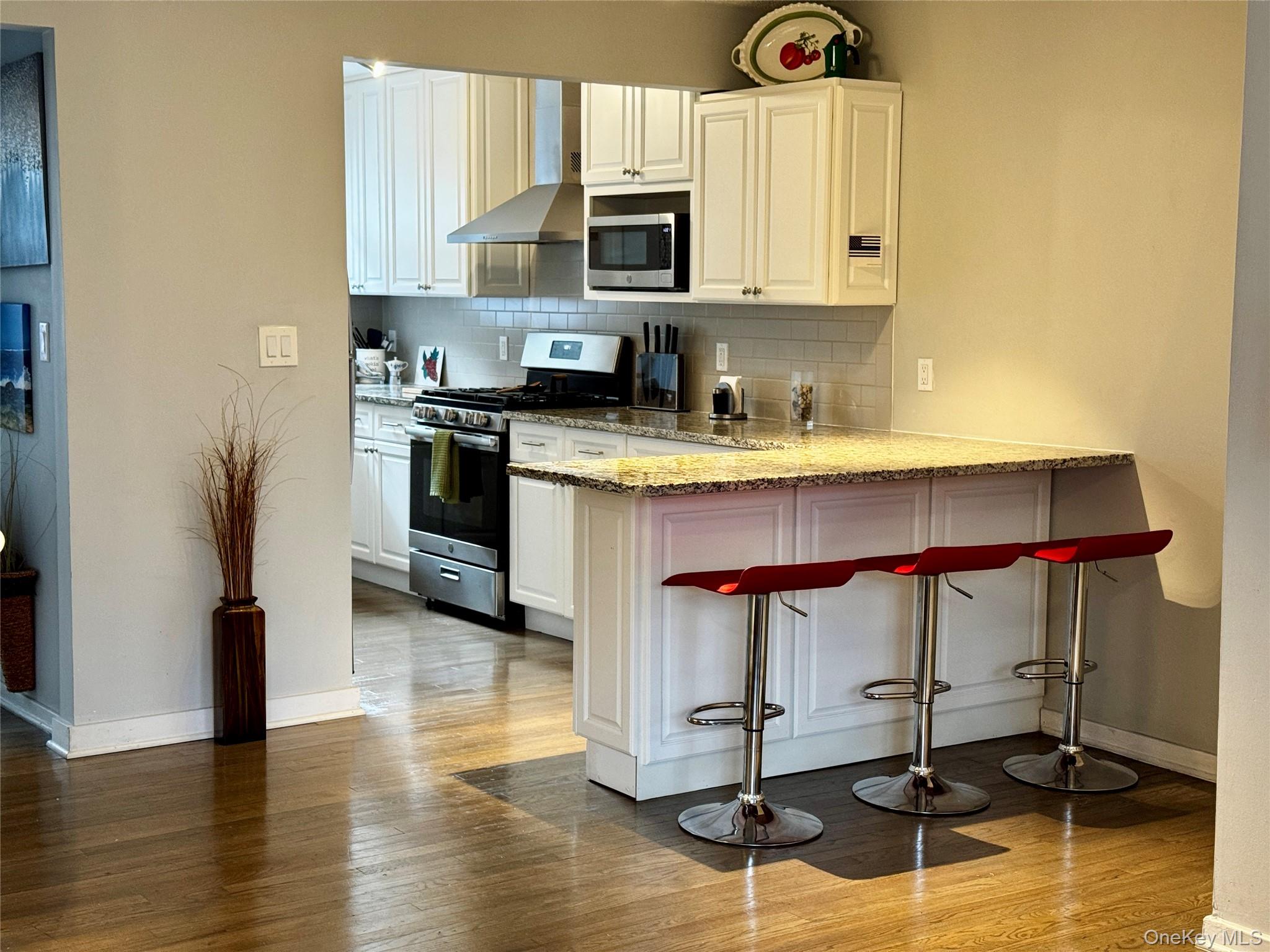 #8 photo, 235 S Buckhout Street, Irvington , NY 10533