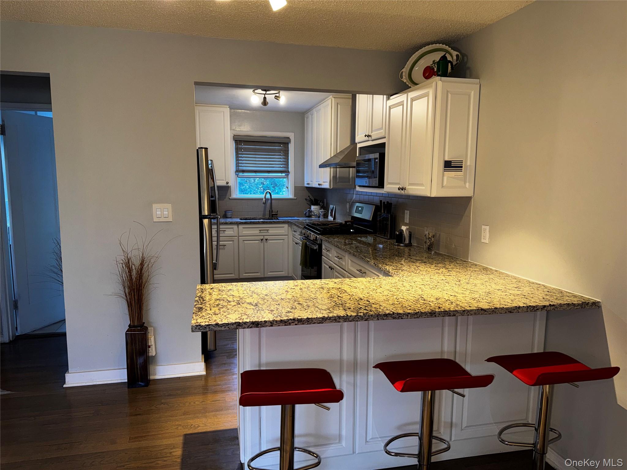 #9 photo, 235 S Buckhout Street, Irvington , NY 10533