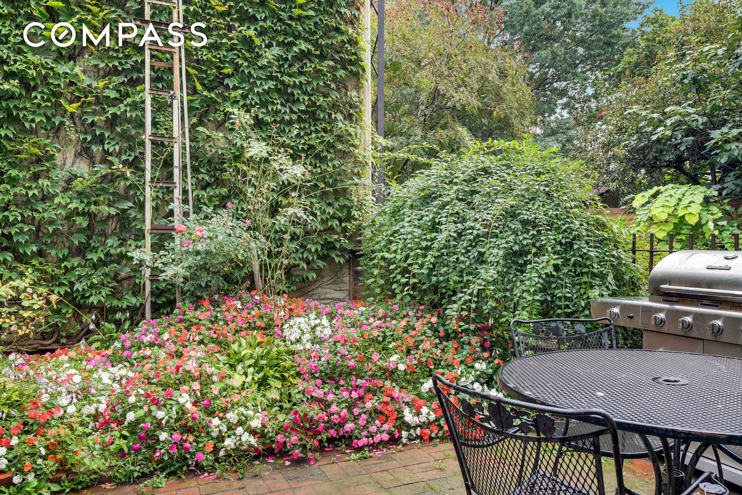 #6 photo, 331 Hoyt Street, Carroll Gardens , NY 11231