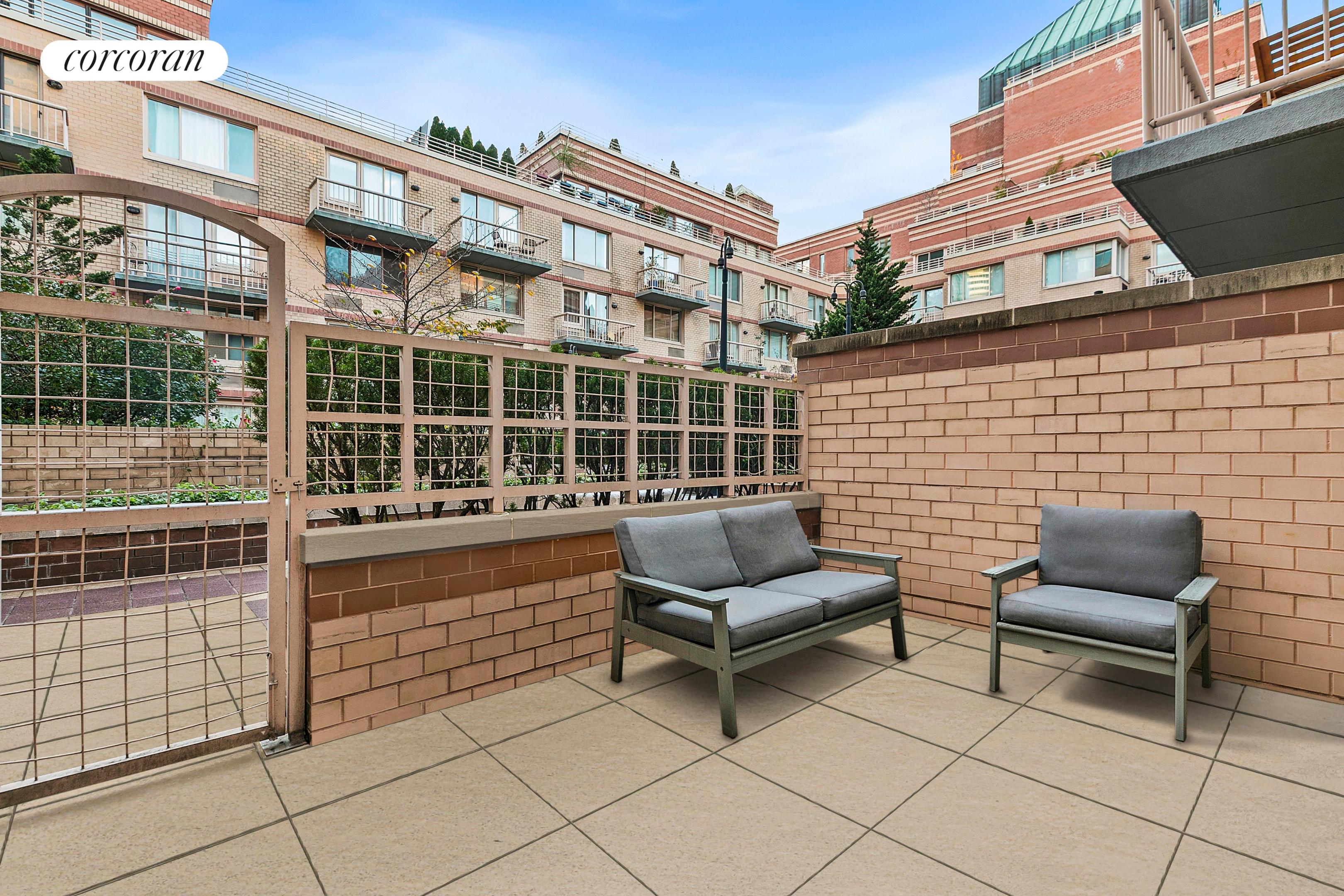 #4 photo, 350 W 50TH Street, Hells Kitchen , NY 10019