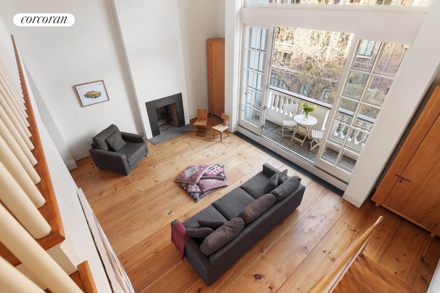 #5 photo, 52 W 9TH Street, Greenwich Village , NY 10011