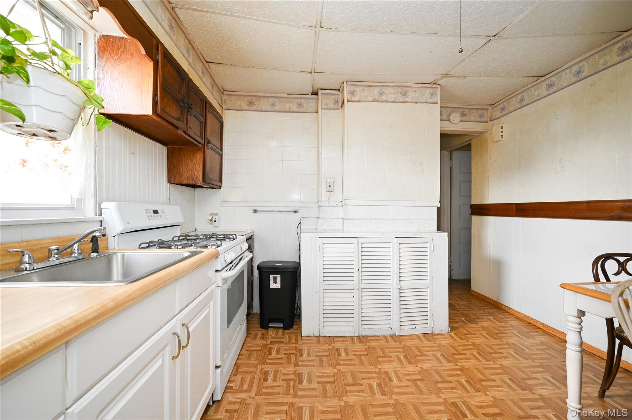 #11 photo, 84-23 90 Street, Woodhaven , NY 11421