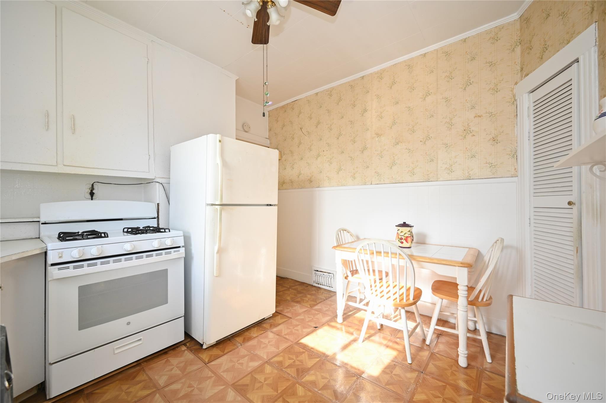 #19 photo, 84-23 90 Street, Woodhaven , NY 11421