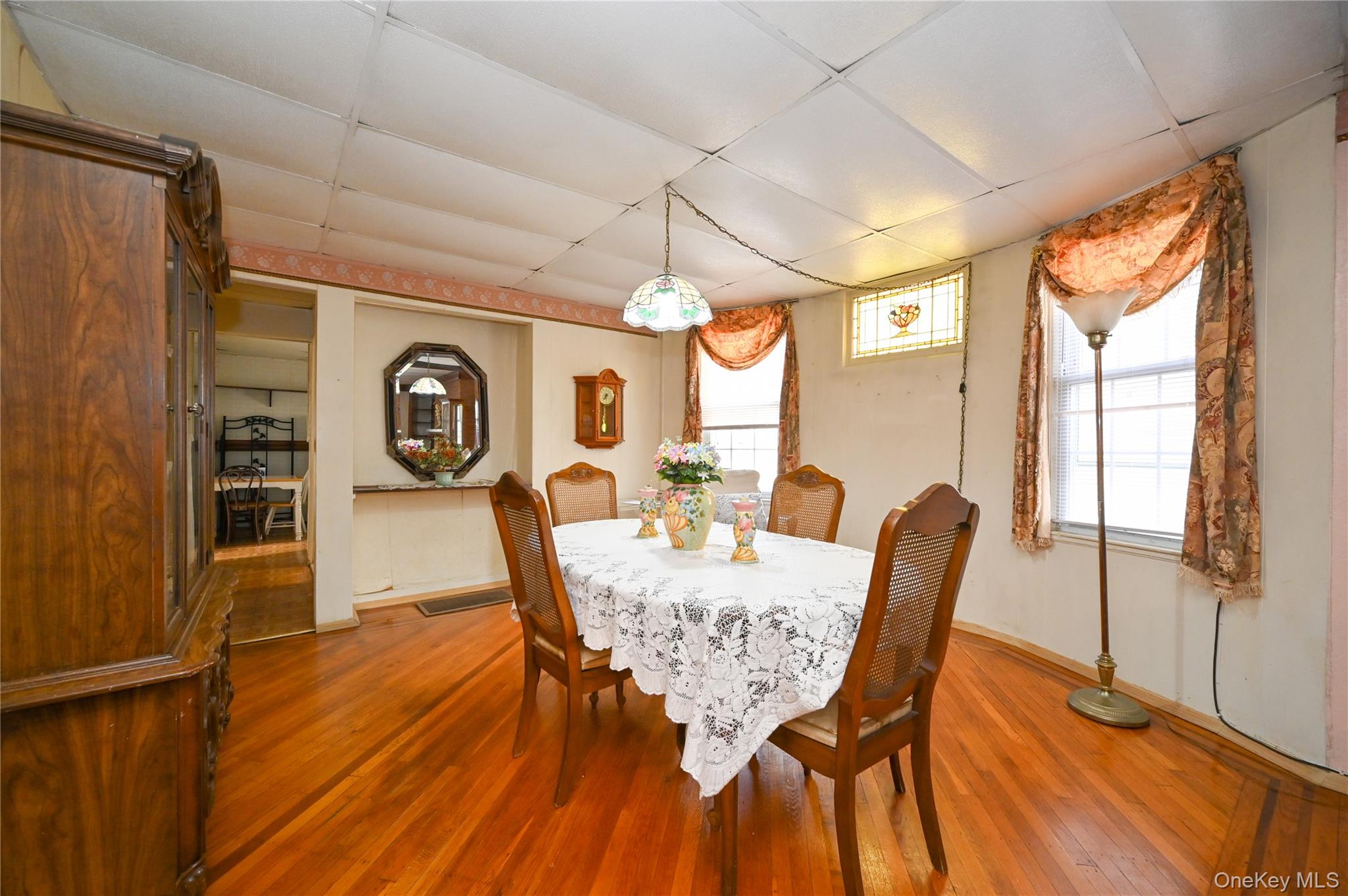 #5 photo, 84-23 90 Street, Woodhaven , NY 11421