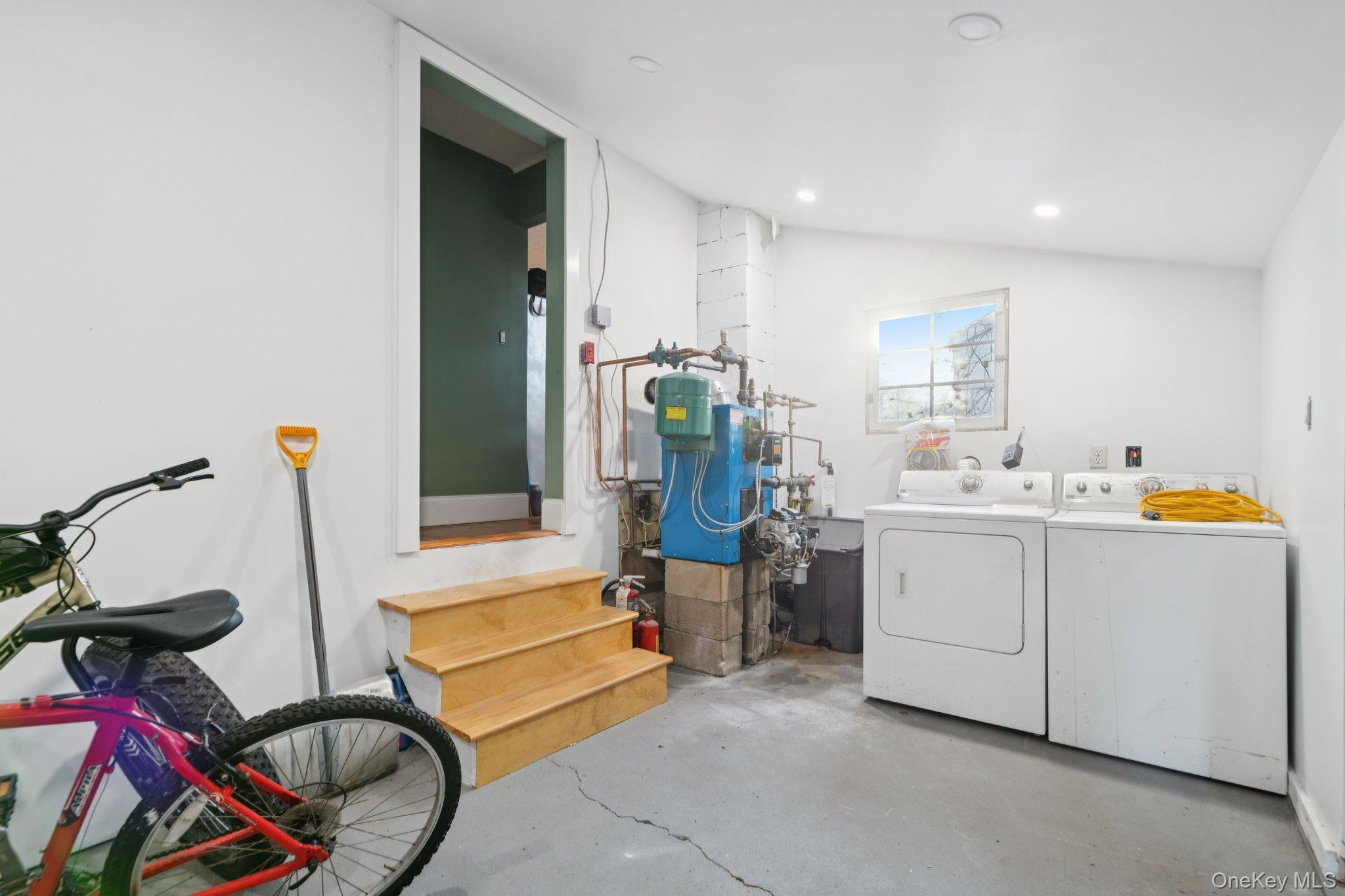 #14 photo, 83 Elm Road, Mastic Beach , NY 11951