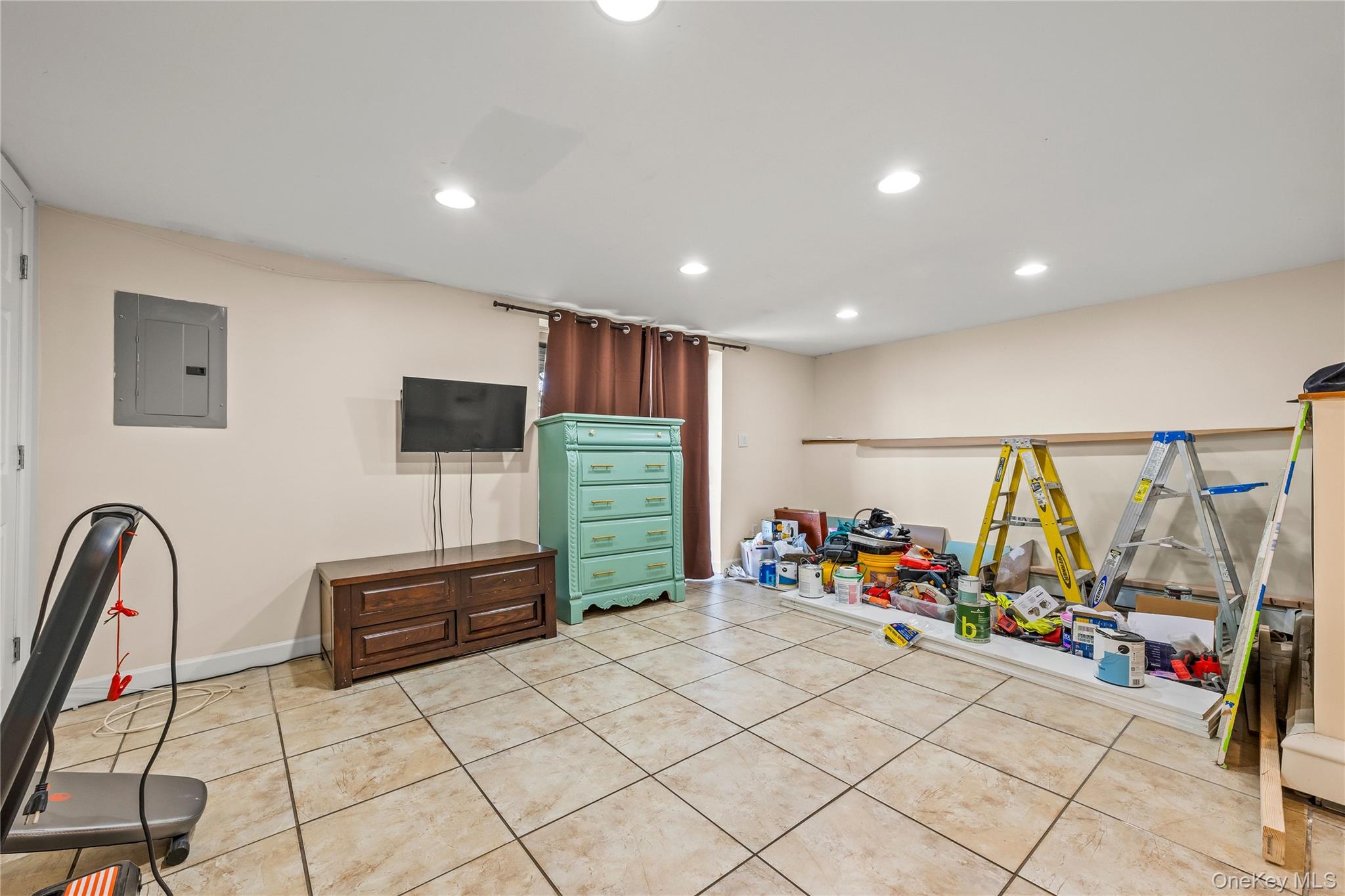 #13 photo, 3356 Weidner Avenue, Oceanside , NY 11572