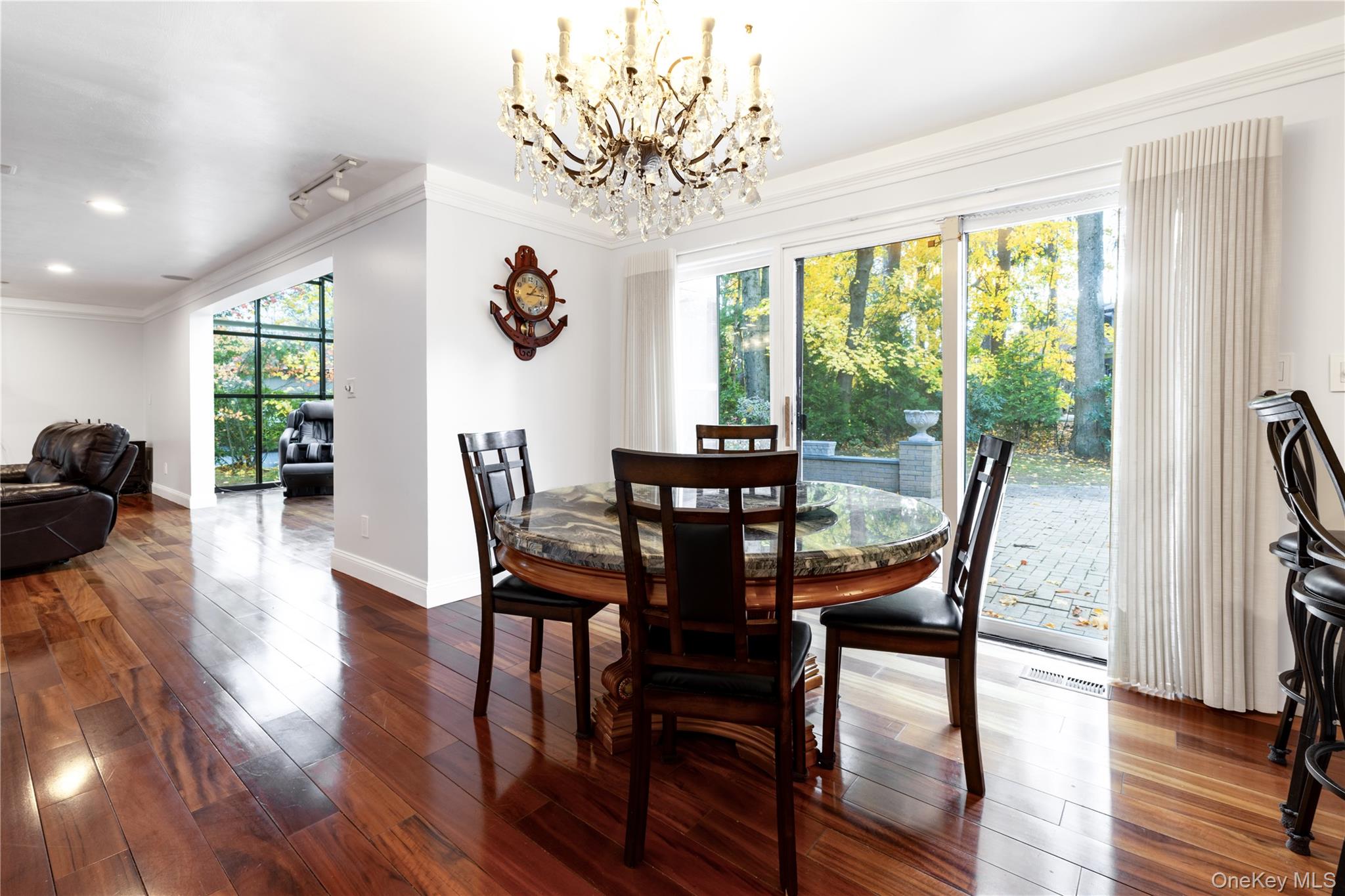 #7 photo, 12 Bolton Drive, Manhasset , NY 11030