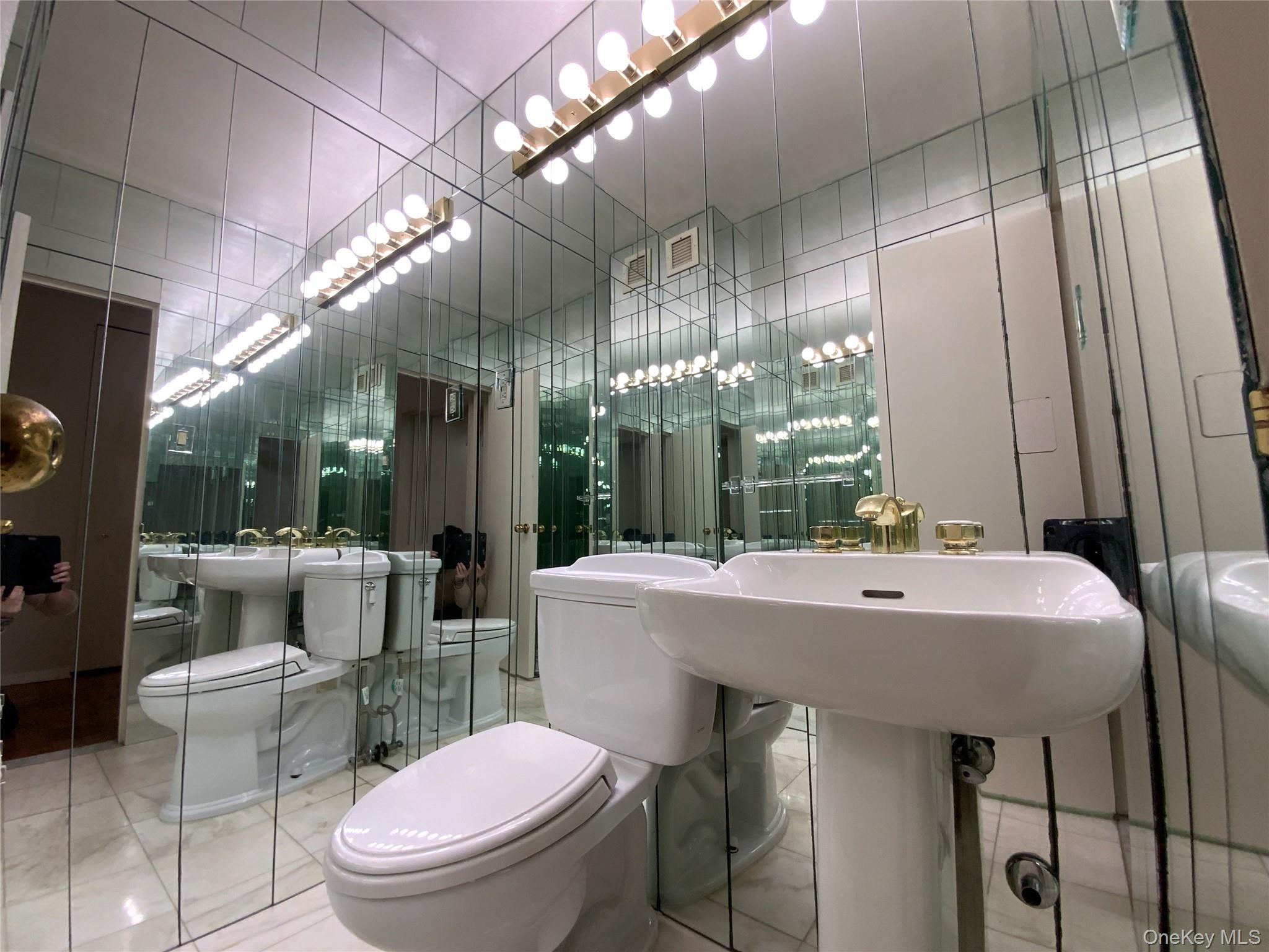 #10 photo, 27010 Grand Central Parkway, Floral Park , NY 11005