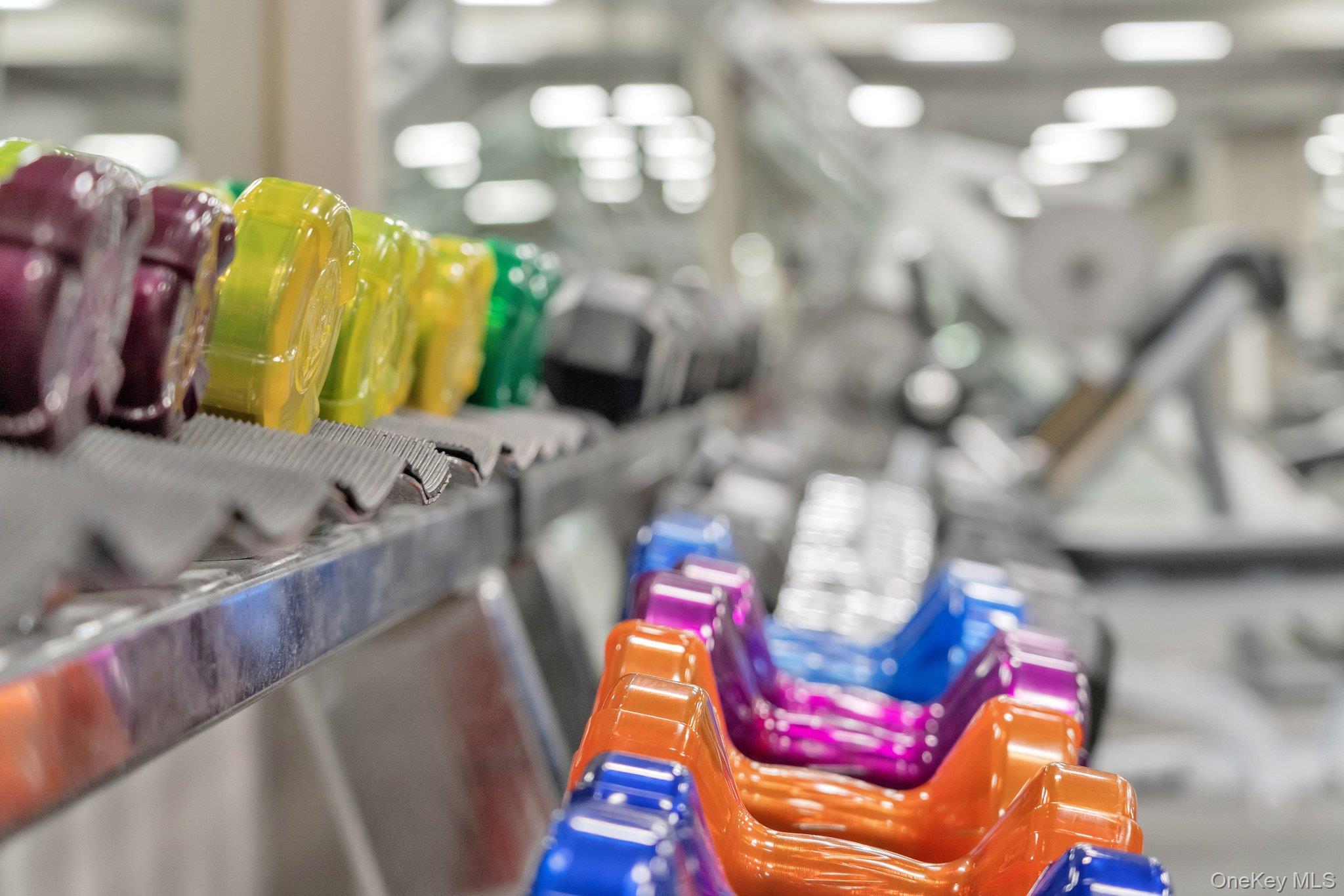 #20 photo, 27010 Grand Central Parkway, Floral Park , NY 11005