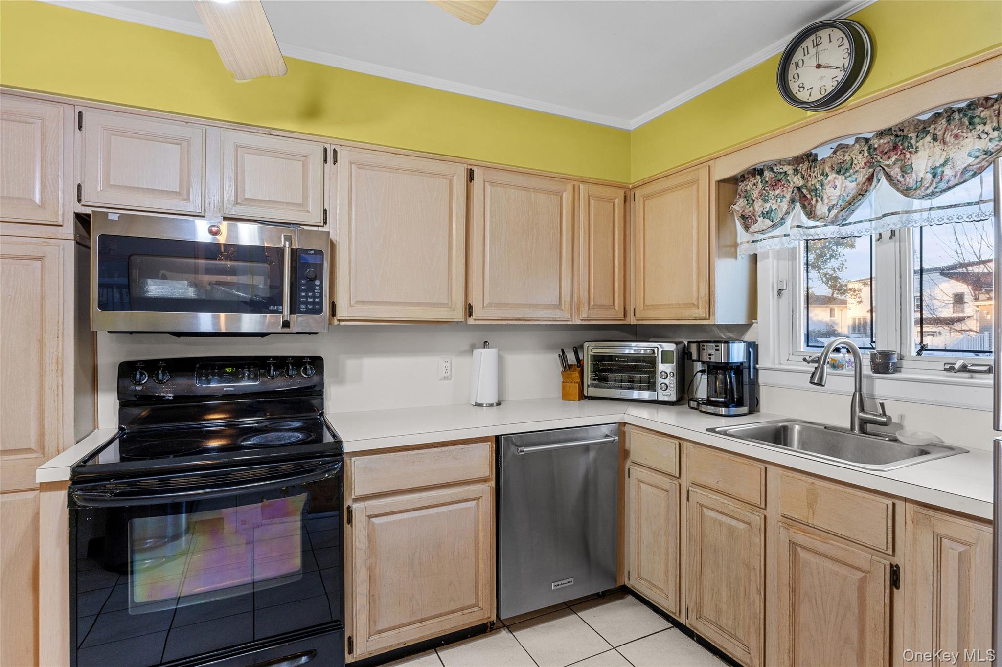 #7 photo, 3409 5th Street, Oceanside , NY 11572