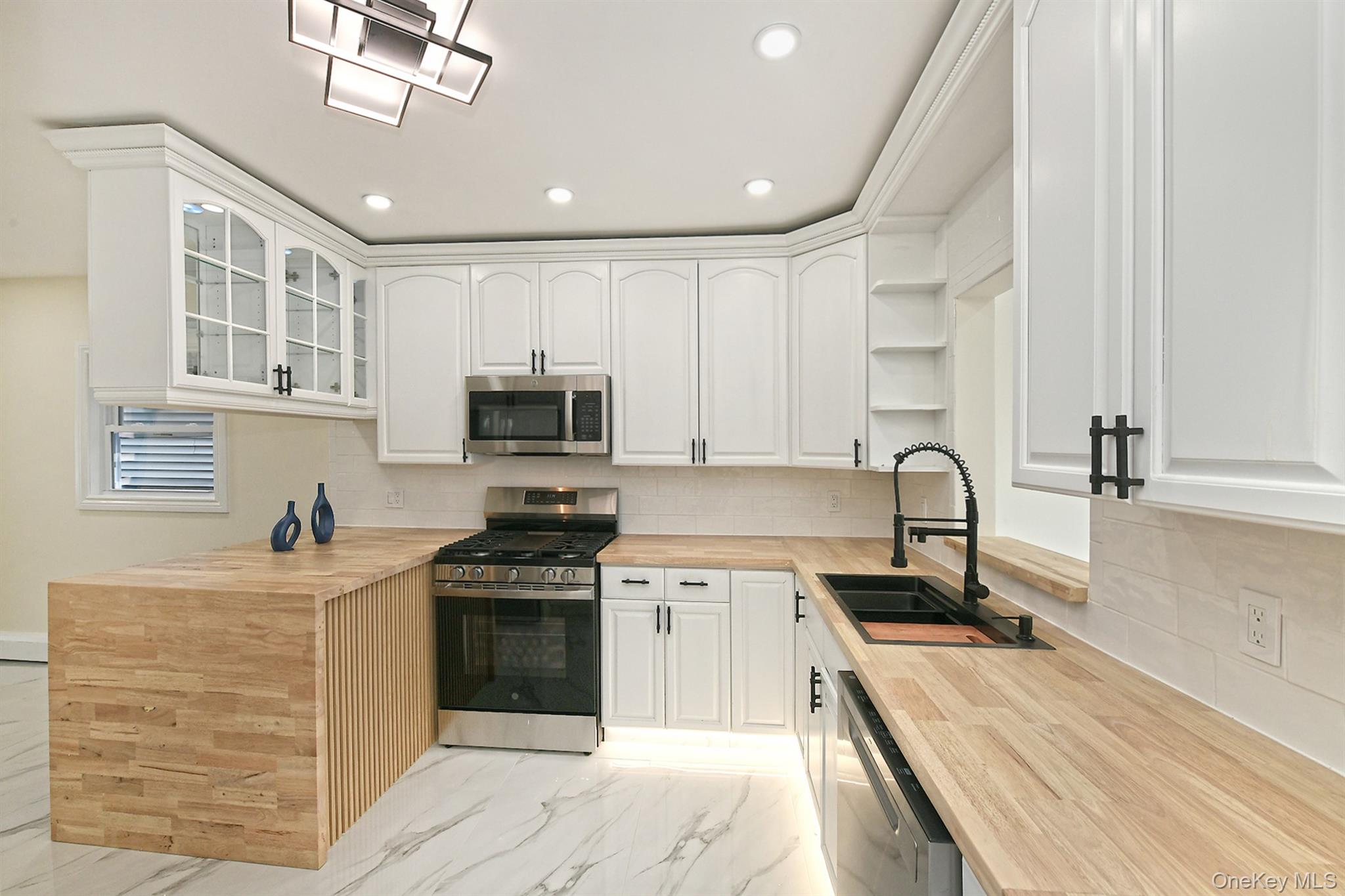 #5 photo, 116 Beach Avenue, Bellmore , NY 11710