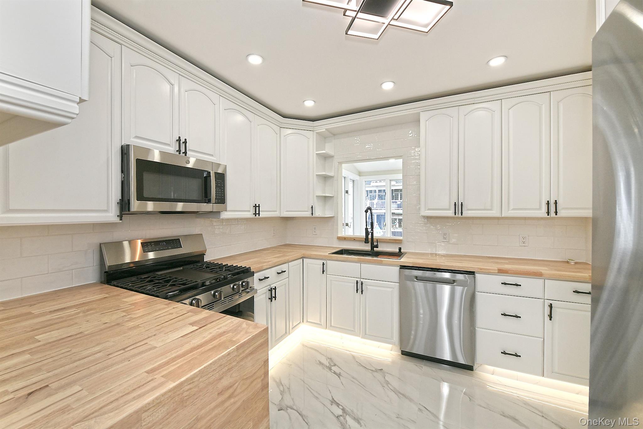 #7 photo, 116 Beach Avenue, Bellmore , NY 11710