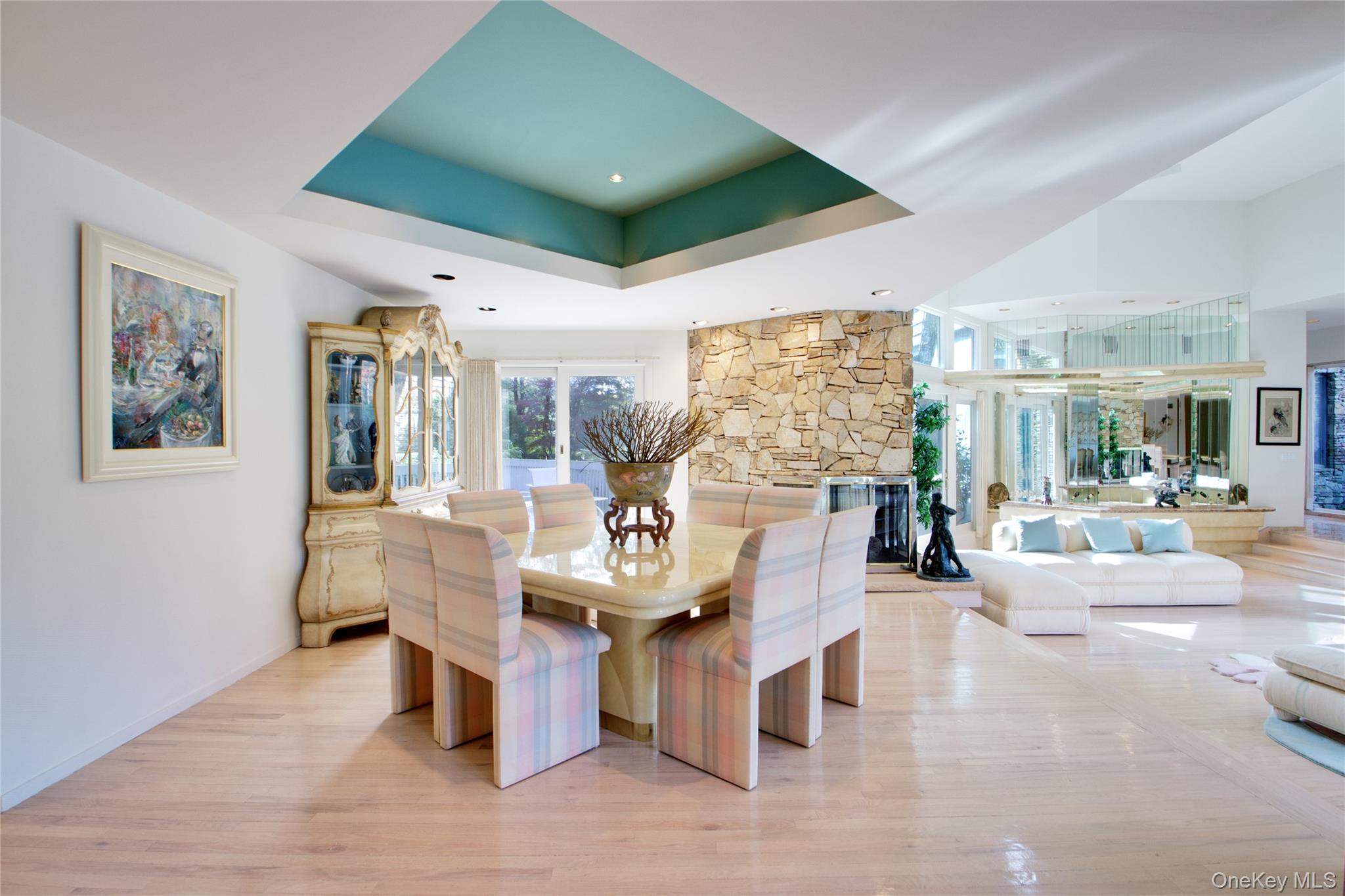 #6 photo, 7 Pin Oak Court, Old Brookville , NY 11545