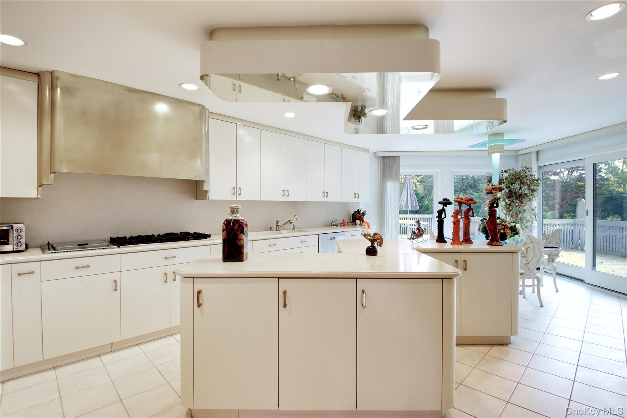 #7 photo, 7 Pin Oak Court, Old Brookville , NY 11545