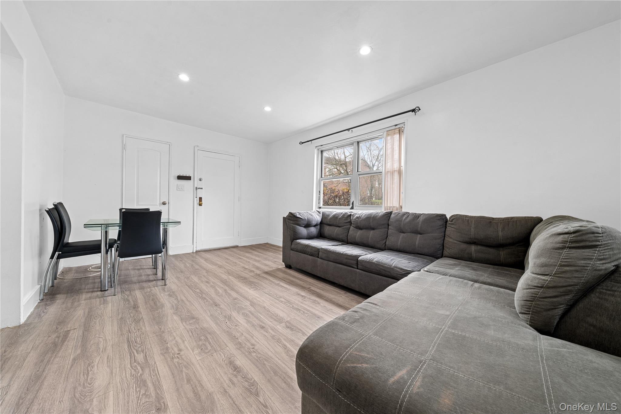 #4 photo, 131-55 234th Street, Rosedale , NY 11422