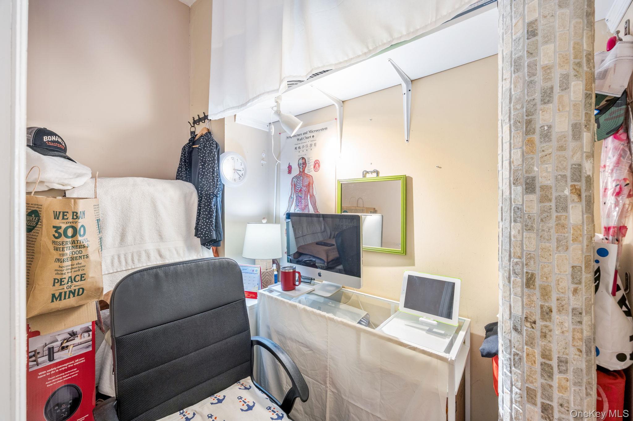 #6 photo, 188 N 8th St Street, Brooklyn , NY 11211