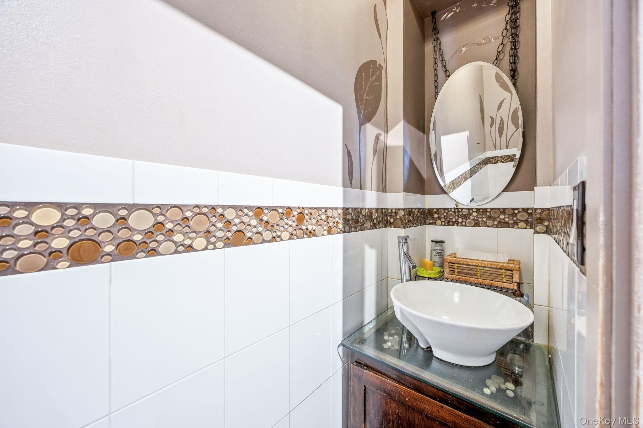 #7 photo, 188 N 8th St Street, Brooklyn , NY 11211