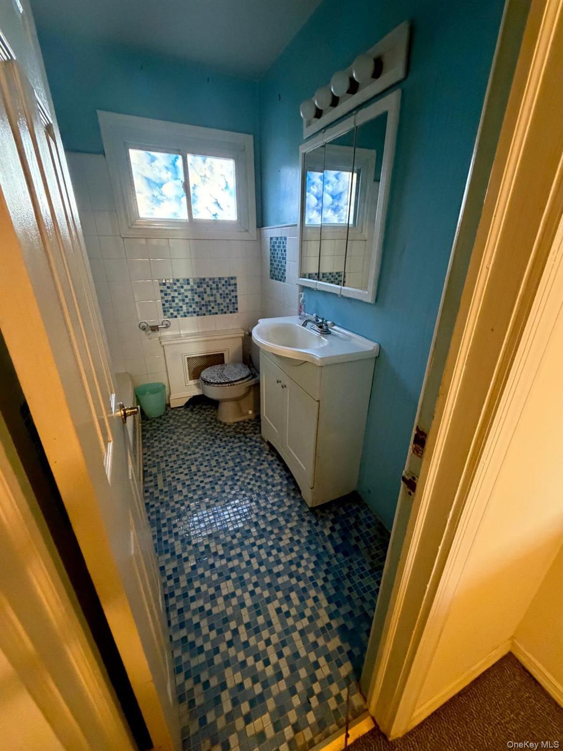 #8 photo, 561 Woodbury Road, Plainview , NY 11803