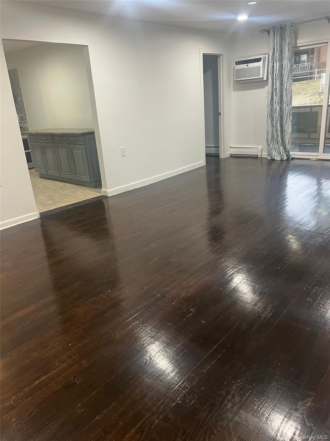 #7 photo, 8 Brevoort Drive, Pomona , NY 10970