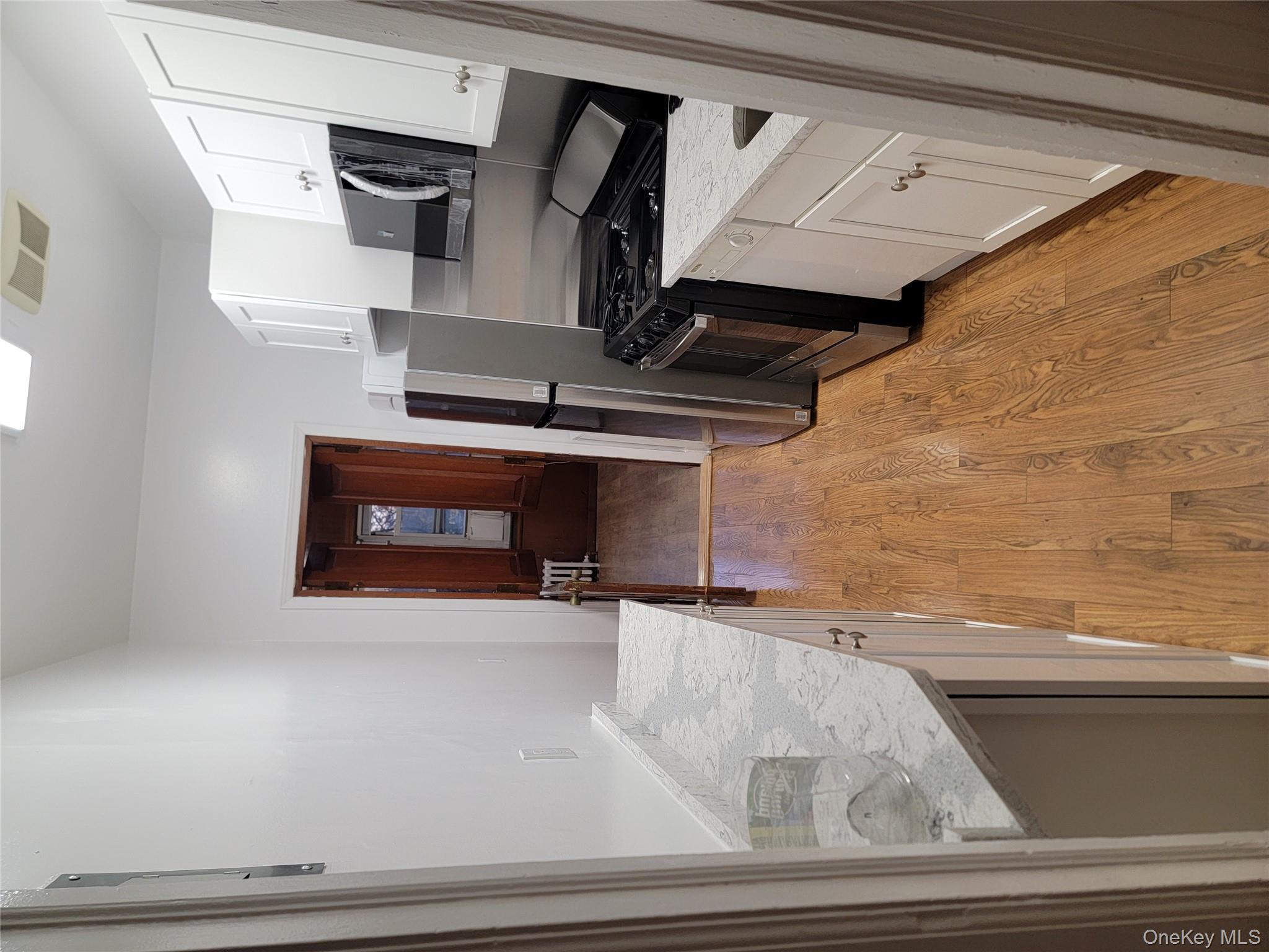 #4 photo, 111 N Broadway, Irvington , NY 10533