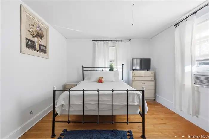 #15 photo, 61 Oakland Avenue, Tuckahoe , NY 10707