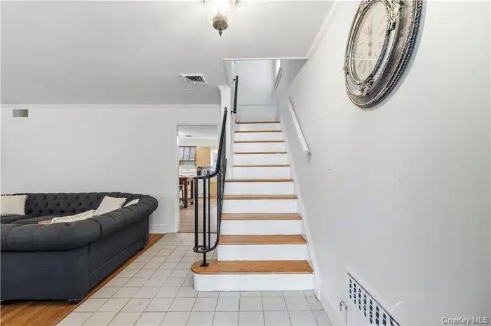 #9 photo, 61 Oakland Avenue, Tuckahoe , NY 10707