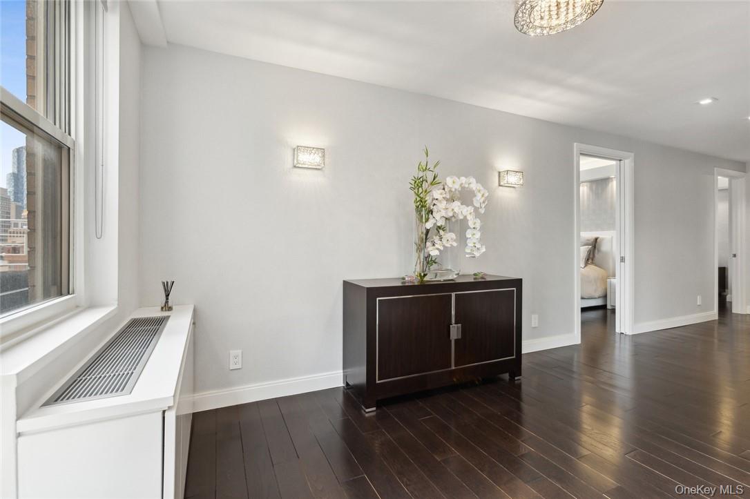 #8 photo, 205 East 63rd Street, New York (Manhattan) , NY 10065