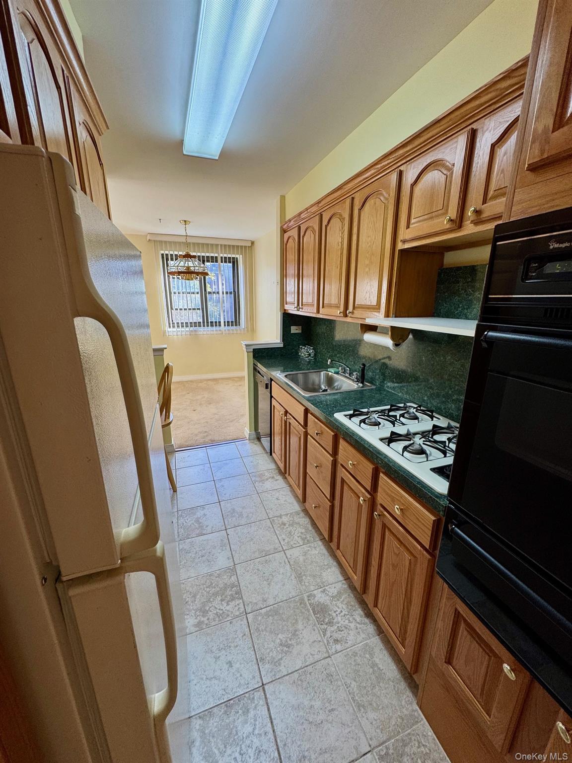 #7 photo, 85-10 151st Avenue, Howard Beach , NY 11414