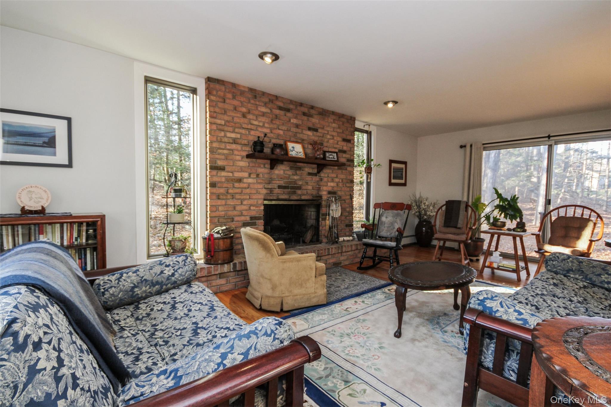 #20 photo, 5 Van Court, Hyde Park , NY 12538