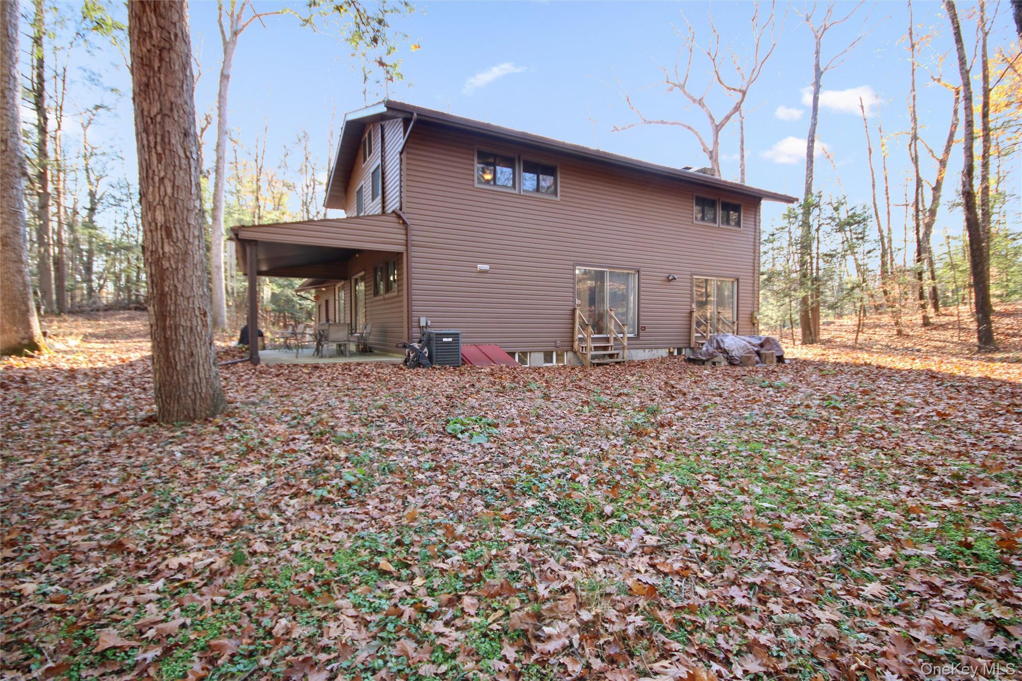 #6 photo, 5 Van Court, Hyde Park , NY 12538