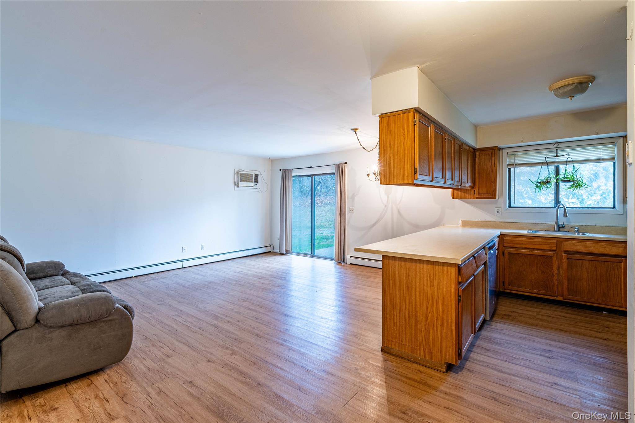 #8 photo, 6 Eaton Court, Middletown , NY 10940