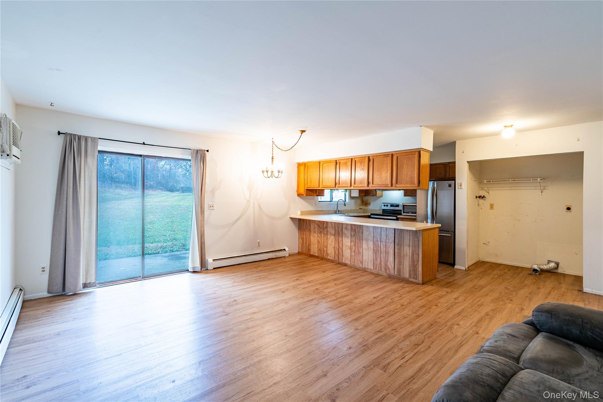 #9 photo, 6 Eaton Court, Middletown , NY 10940