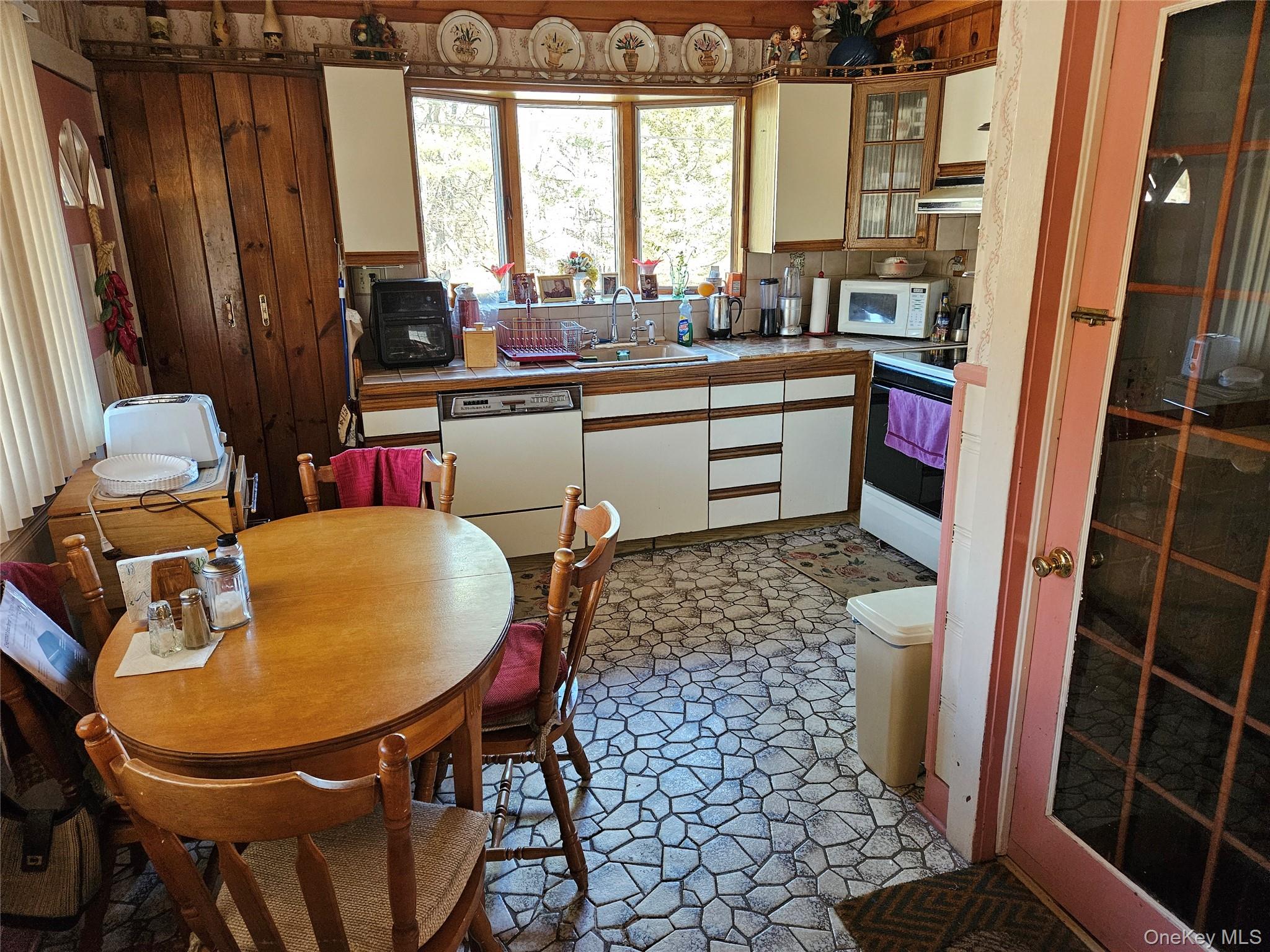 #6 photo, 3624 State Route 55, Kauneonga Lake , NY 12720