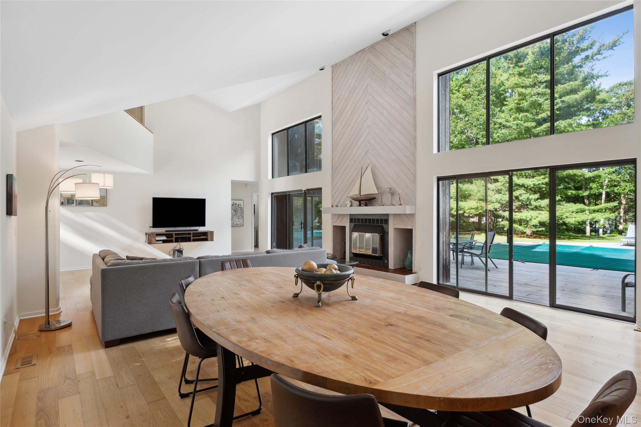 #4 photo, 26 Woodland Way, Quogue , NY 11959