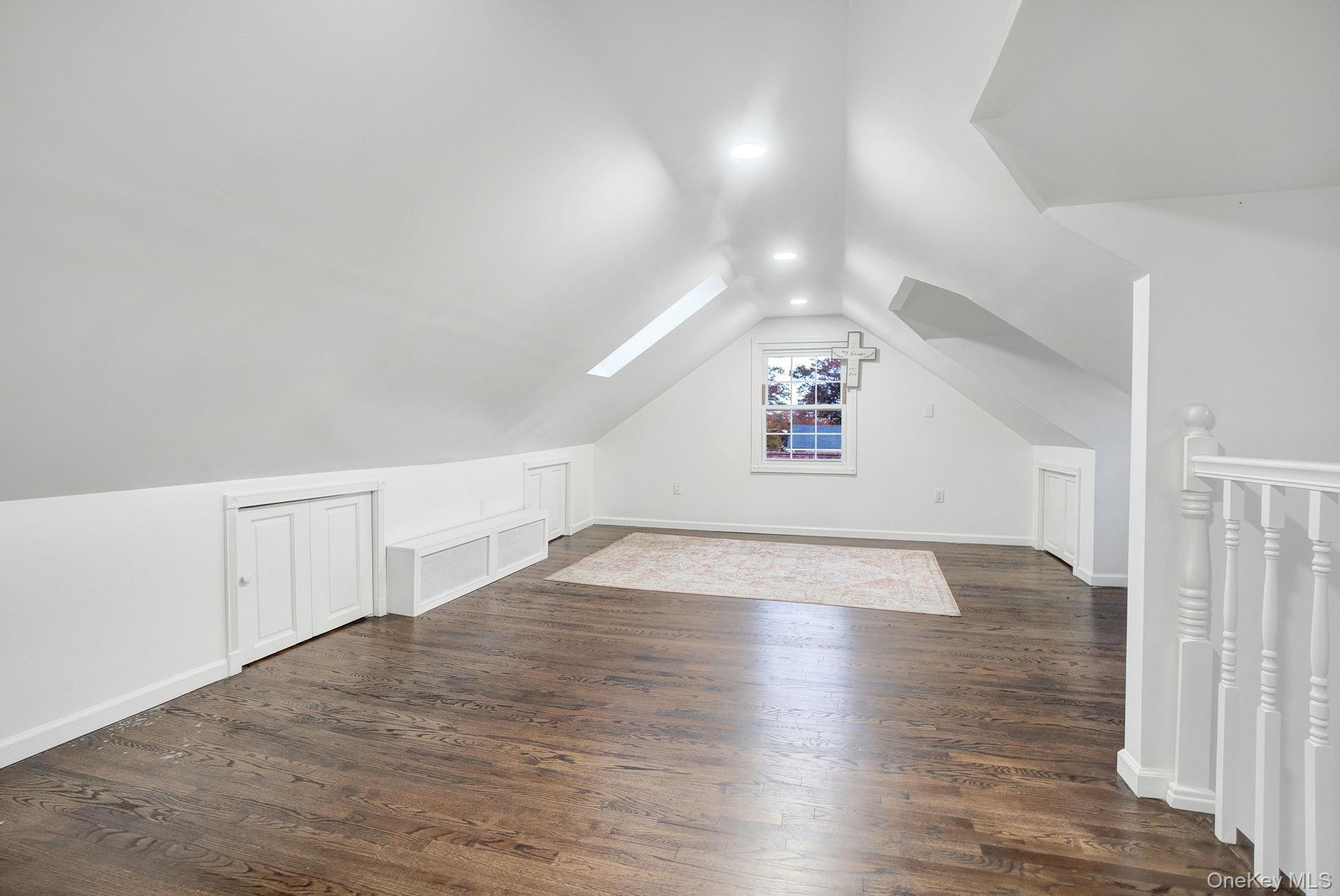 #17 photo, 810 Wallace Avenue, Baldwin , NY 11510