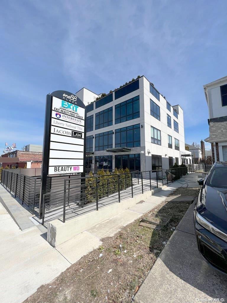 #15 photo, 8015 188th Street, Jamaica Estates , NY 11423