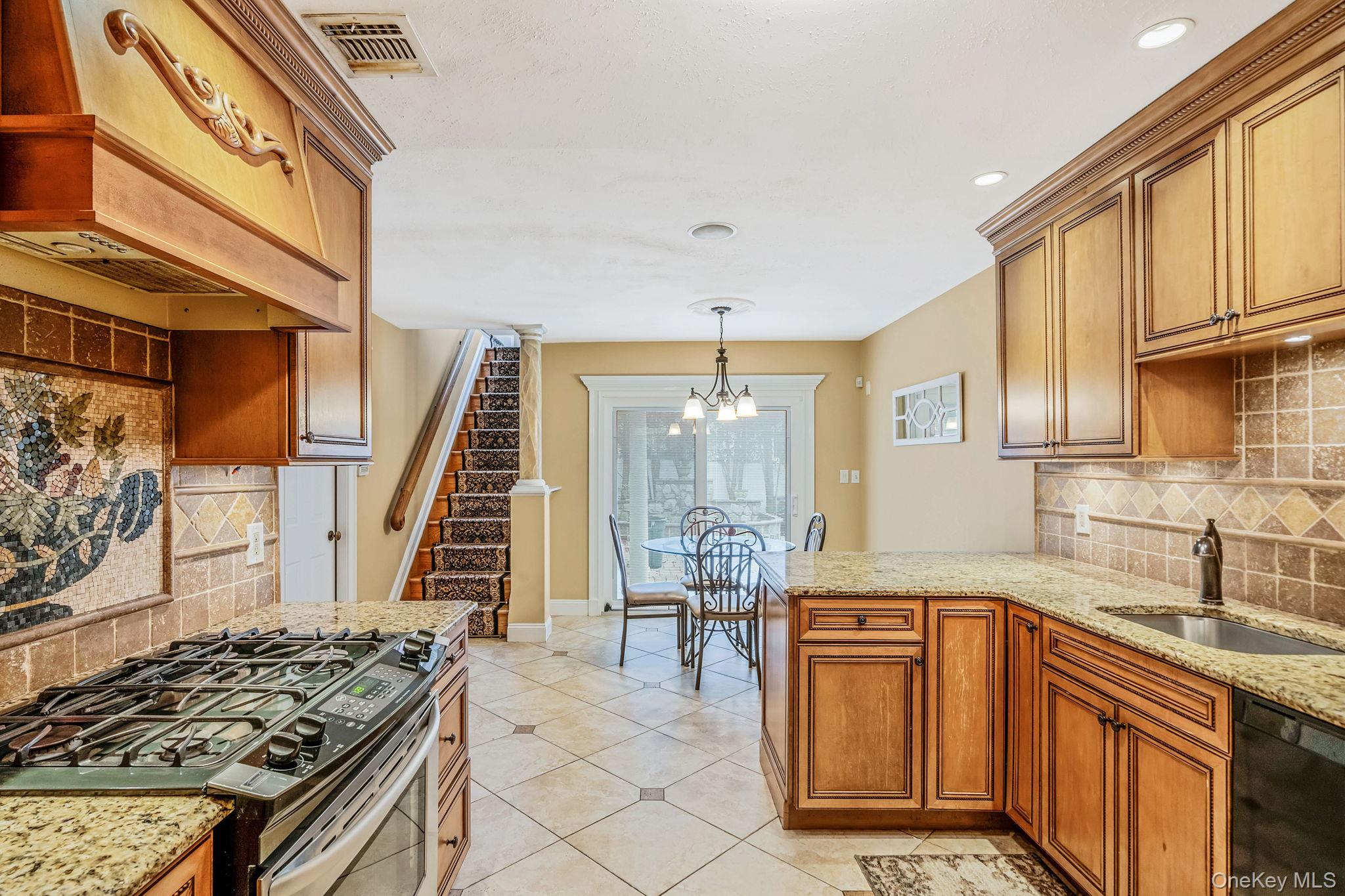 #13 photo, 310 Terry Road, Smithtown , NY 11787